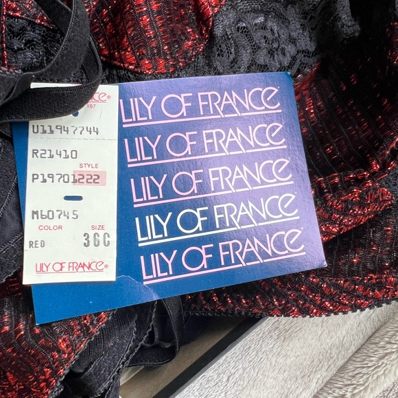 NWT Lily of France Vintage Demi Lace Bra in Hot Red Metallic & Black Lace 36C - Picture 13 of 14